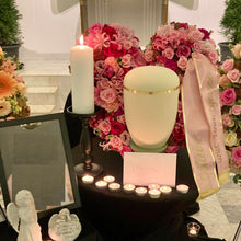 Laden Sie das Bild in den Galerie-Viewer, Urnenherz in Pink "Wolfgangsee"